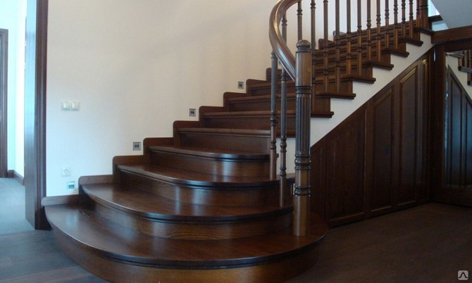 Изготовление деревянных лестниц. Минск - изображение 1