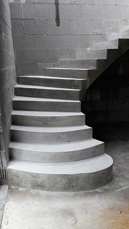 Постройка монолитных лестниц Минск - изображение 1