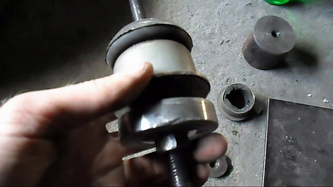 Ремонт и замена сайлентблоков подрамника Минск - изображение 1