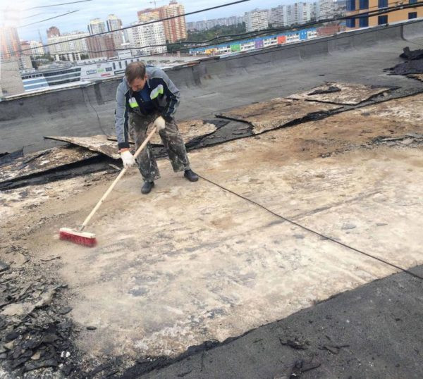 Демонтаж старого кровельного материала Минск - изображение 1