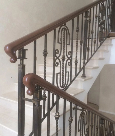 ИЗГОТОВЛЕНИЕ И РЕСТАВРАЦИЯ ДЕРЕВЯННЫХ ПЕРИЛ, ПОРУЧНЕЙ ДЛЯ ЛЕСТНИЦ Минск - изображение 1