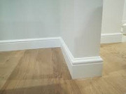 Монтаж напольного плинтуса Брест
